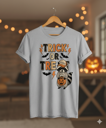 Cute Raccoon Trick or Treat Halloween Shirt – Retro Spooky Season Pumpkin Sweatshirt, Salem Witch Vibes Tee